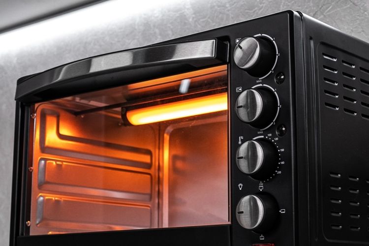 Ilustrasi microwave oven. 