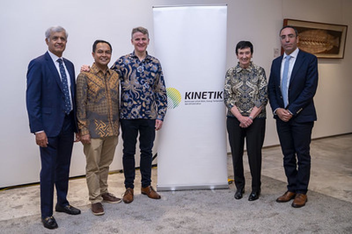 Australia mengucurkan pendanaan iklim untuk sektor EBT hingga pengelolaan limbah di Indonesia. 