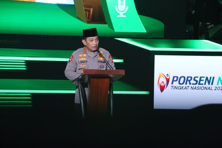 Kapolri Jenderal Listyo Sigit Prabowo menutup rangkian Pekan Olahraga dan Seni (Porseni) Nahdlatul Ulama (NU) Tingkat Nasional 2023 di Kota Solo, Jawa Tengah, Sabtu (21/1/2023).