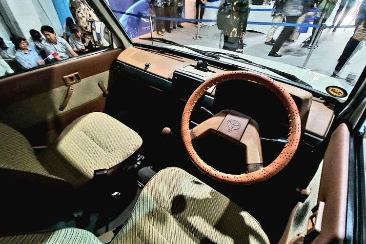 Toyota Kijang Super generasi ketiga, Kijang pertama yang diekspor Toyota Indonesia