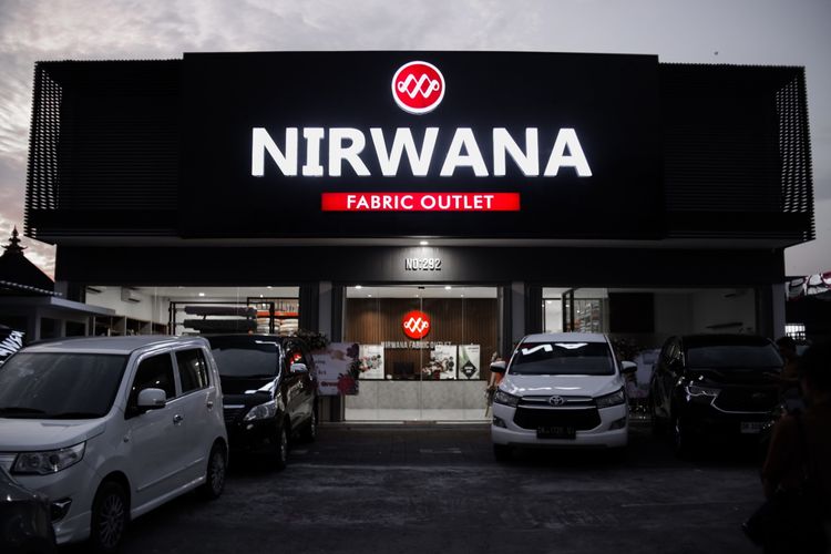 Nirwana Fabric Outlet Bali yang baru diresmikan belum lama ini. 