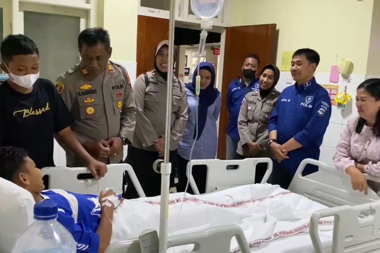 Korban perundungan, FF (14), dirawat di RSUD Margono Soekarjo Purwokerto, Kabupaten Banyumas, Jawa Tengah.