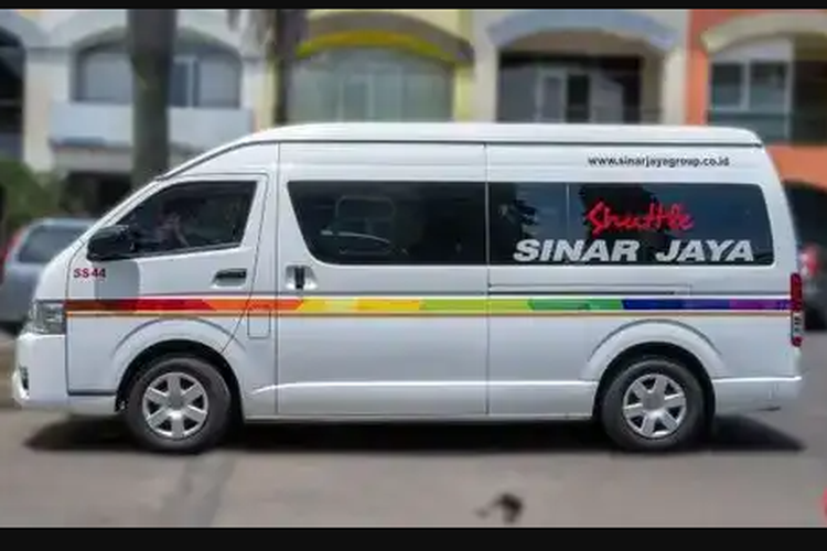 Sinar Jaya Shuttle Bus 