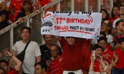 Tribun GBK Bergetar saat Fans Timnas Serentak Melompat, Berbahayakah?