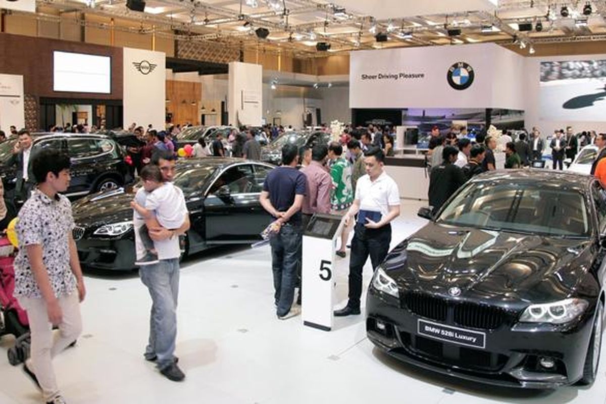 Stan BMW di Gaikindo Indonesia International Auto Show (GIIAS) 2016.