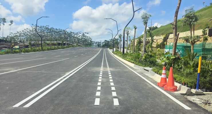 Ini Trek Uji Coba Kereta Otonom Tanpa Rel Buatan China di IKN