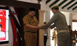 Plt Bupati Malang Terima Pataka Jer Basuki Mawa Beya, Semangat Gotong Royong untuk Jatim