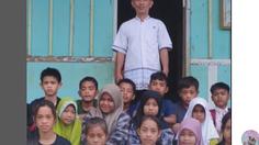 Cerita Muis, Ajarkan Siswa Belum Lancar Baca dan Berhitung Pakai Jam Bilangan