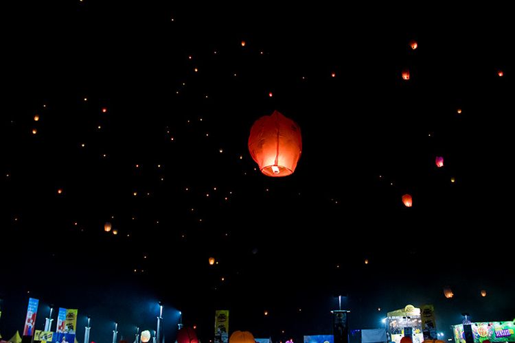 Lampion di Acara Dieng Culture Festival 2019.