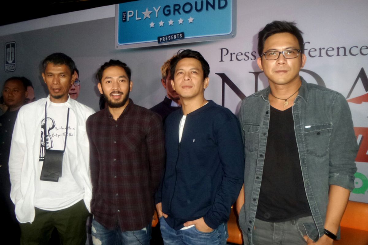 Grup band NOAH saat jumpa pers konser Road To New Album di Badung Cafe, Bandung, Jawa Barat, Kamis (14/9/2017).