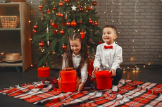 5 Inspirasi Kado Natal Edukatif untuk Anak