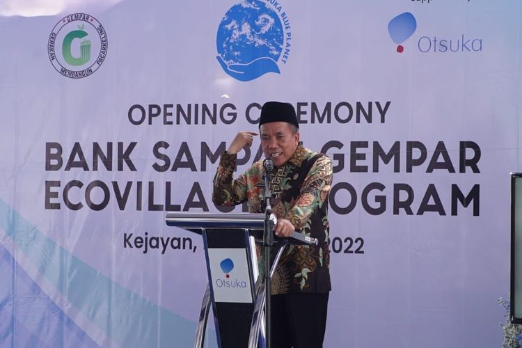 PT Amerta Indah Otsuka meresmikan fasilitas Bank Sampah GEMPAR di Kejayan, Pasuruan, Jawa Timur, yang menjadi program Otsuka Eco Village.