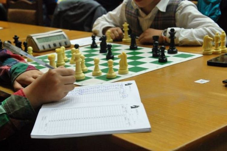 Ilustrasi permainan catur.