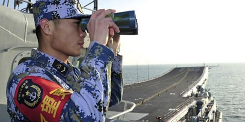 Fregat-fregat Beijing Berlatih di Laut China Selatan