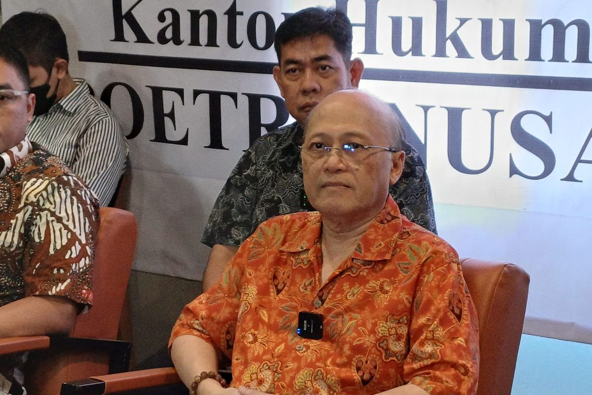 Mario Teguh dalam jumpa pers di kawasan Raden Saleh, Jakarta Pusat, Sabtu (22/7/2023). 