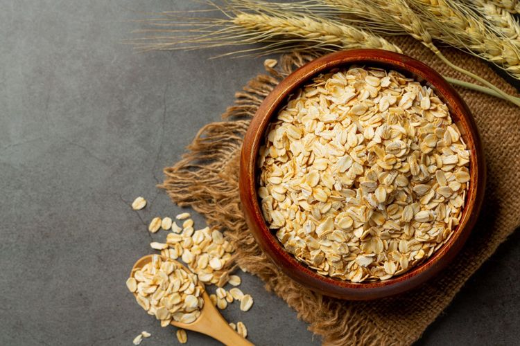Beberapa penelitian menunjukkan bahwa oatmeal dapat membantu sebagai cara memutihkan selangkangan yang gelap akibat eksim.