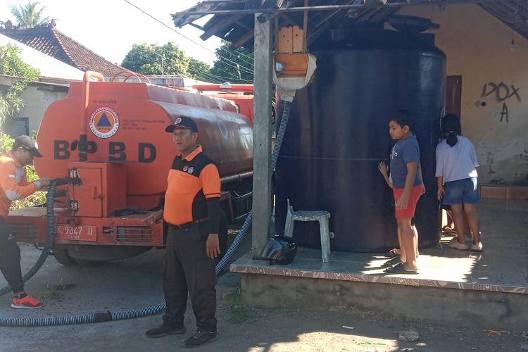 Pipa Rusak akibat Proyek Irigasi, Warga Buleleng Kesulitan Air Bersih