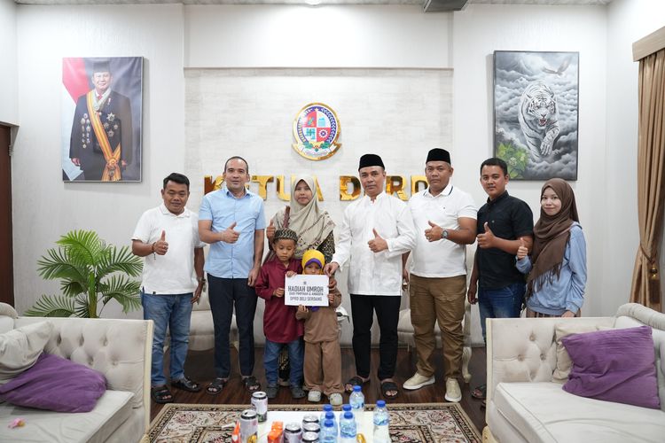 Usai Viral Bubarkan Transaksi Sabu, Halimah Guru Ngaji di Deli Serdang Dapat Hadiah Umrah