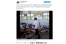 Video Murid SMP Bawakan Lagu 