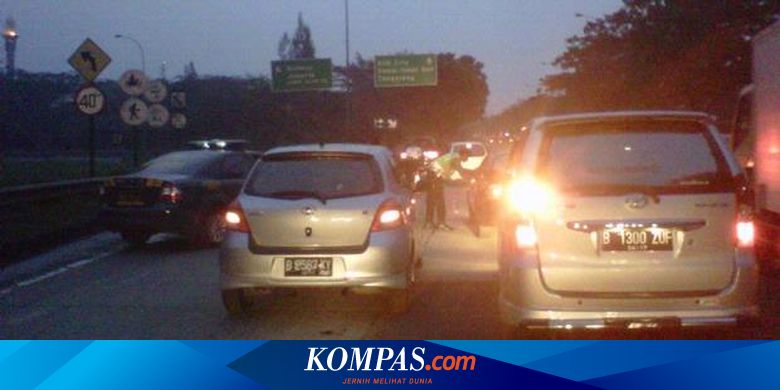  BSD  Macet Pintu  Tol  BSD  Bintaro Ditutup