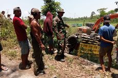 Ban Meletus, Truk Pasir di Lumajang Terguling ke Jurang, Sopir Tewas