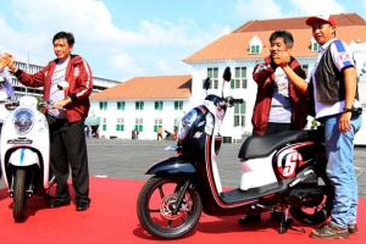 Touring skutik Honda Smart Adventure Jawa-Bali-Lombok mulai digeber.