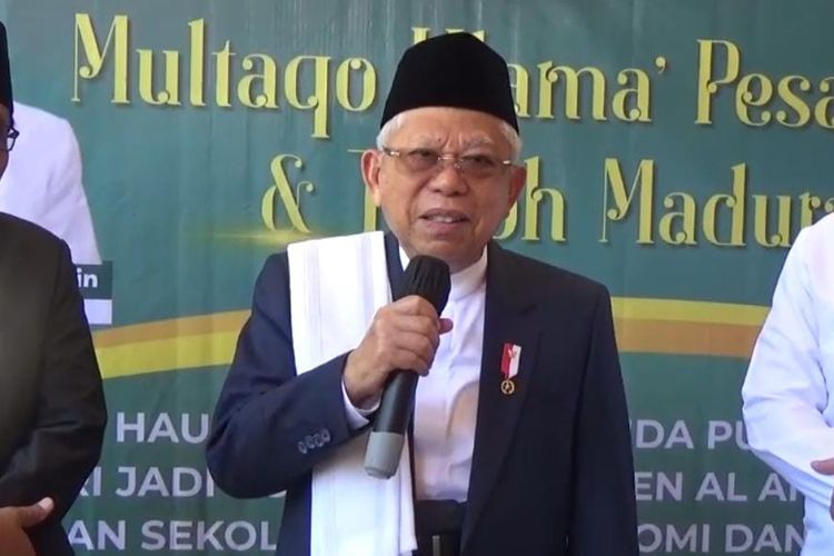 Wapres Ma'ruf Amin menyikapi rencana penghapusan BBM jenis Pertalite di Bangkalan, Jawa Timur Kamis (31/8/2023) dengan memperbaiki subsidi yang akan diberikan kepada masyarakat. Subsidi diberikan langsung bukan berupa barang seperti saat ini.