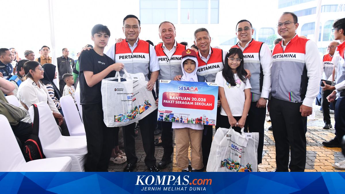 Jelang Tahun Ajaran Baru, Pertamina Salurkan Ribuan Paket Seragam Sekolah