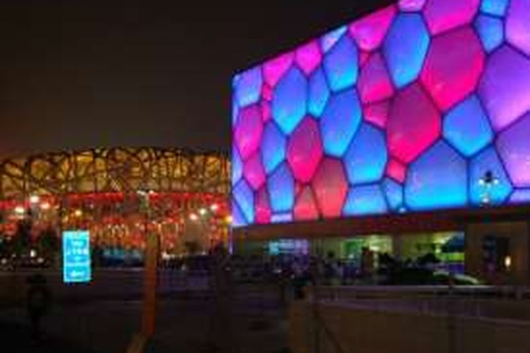 Beijing Nationa Stadium dan Beijing Aquatics Centre