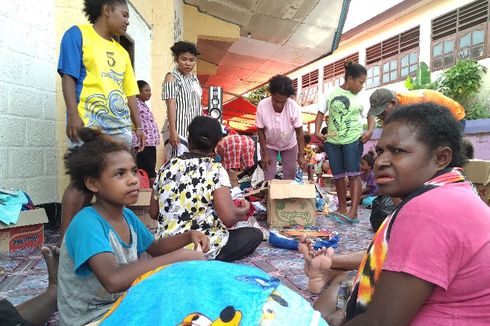 Pemerintah Tanggung Kebutuhan Korban Banjir Jayapura di Pengungsian