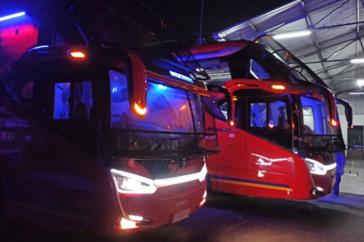 Bus AKAP baru PO Makmur