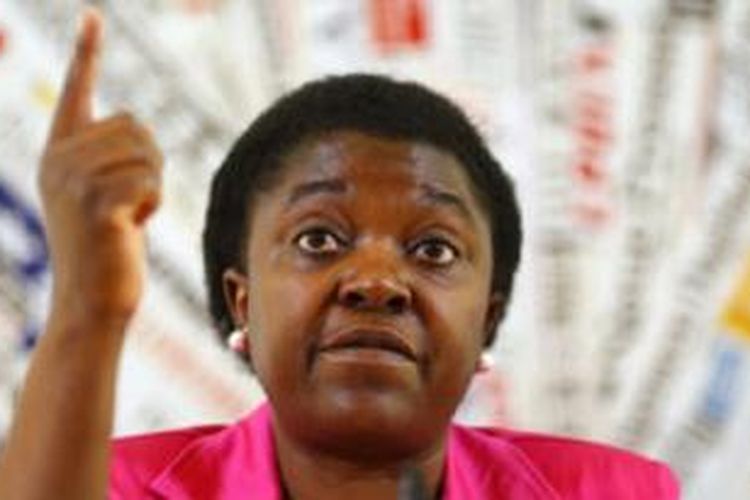 Cecile Kyenge adalah warga Italia kelahiran Kongo.