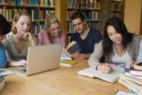 Sibuk Kuliah dan Organisasi, Ini 5 Tips Bagi Waktu untuk Mahasiswa