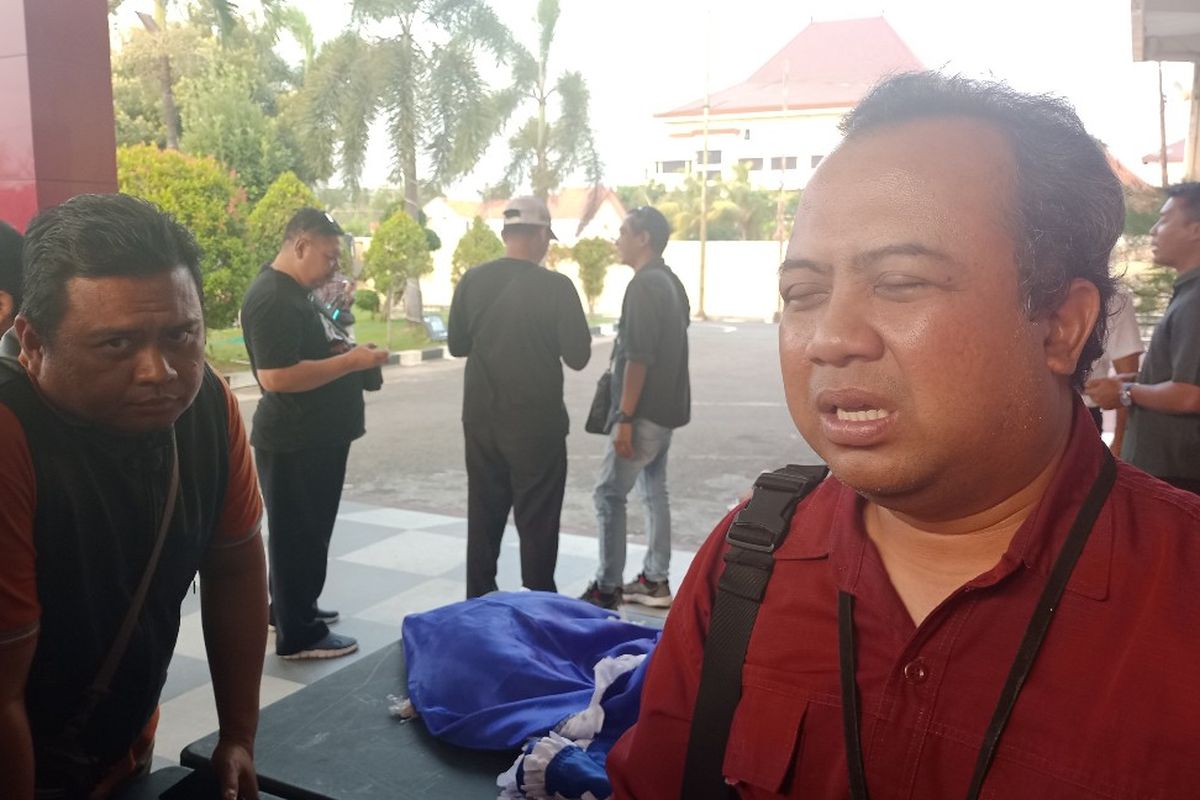 Didit menyesalkan kebakaran yang dipicu flare prewedding. Hal kecil yang berakibat fatal. 