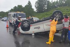 Akibat Rem Lengket, Mobil Fortuner Terguling di Tol Pekanbaru-Dumai