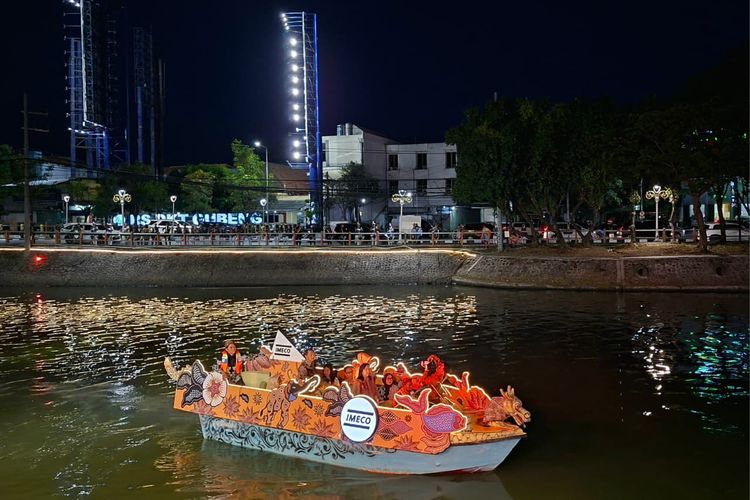 Batik Berlayar di Sungai Kalimas, Cara Kreatif Kenalkan Warisan Nusantara di Surabaya