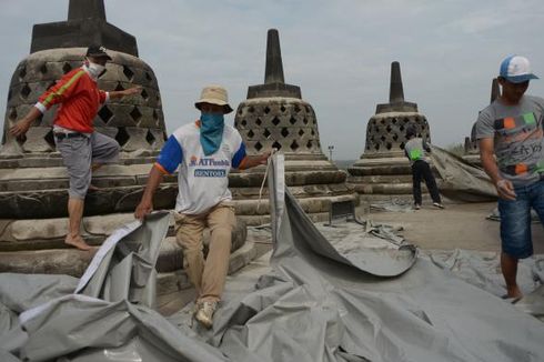 Bersihkan Borobudur dari Abu Kelud, BKB Kucurkan Rp 100 Juta