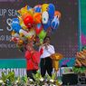 Senyum Haru Titik Yuliati Balon Dagangannya Diborong Rp 10 Juta, Mentan Bayar Pakai Dolar