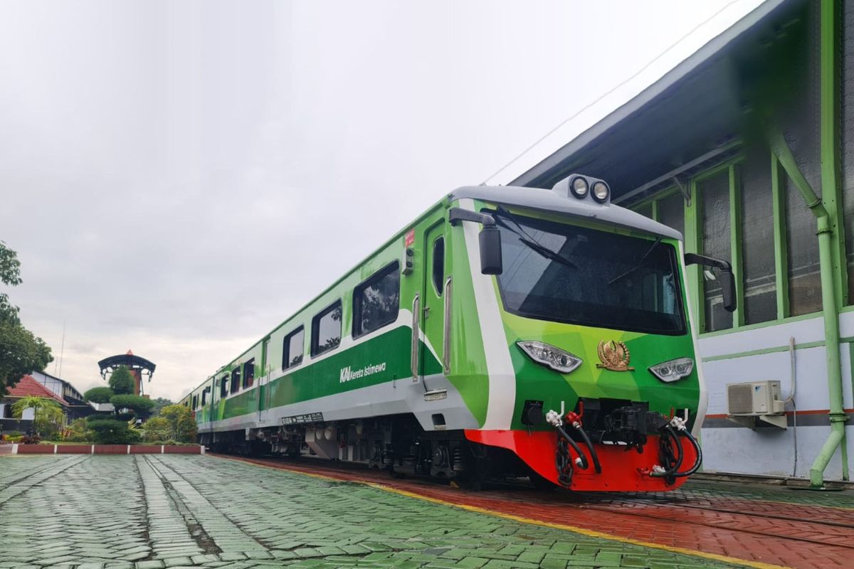 Salah satu KAI wisata yang bisa digunakan untuk mudik. 