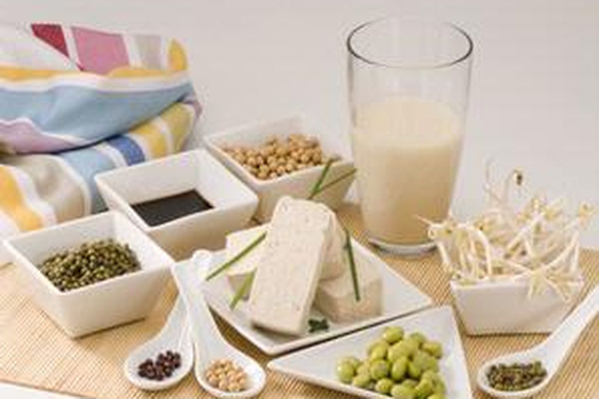 Tofu merupakan salah satu produk olahan kedelai yang kaya nutrisi.