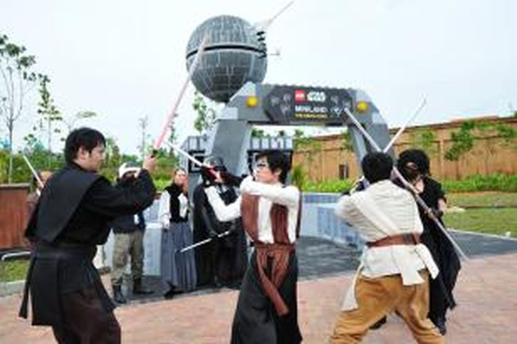  LEGO Star Wars Miniland Death Star model display di Legoland Malaysia