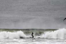 Nelayan dan Pengguna Jasa Laut Diminta Waspada, Tinggi Gelombang Capai 4 Meter