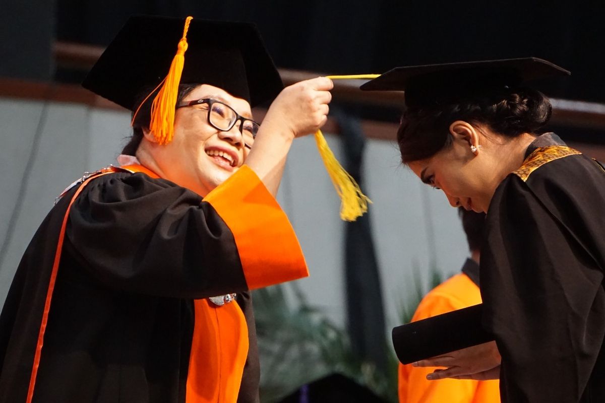 Wisuda Sarjana ke-84 dan Pascasarjana ke-58 Universitas Katolik Indonesia (Unika) Atma Jaya (UAJ).