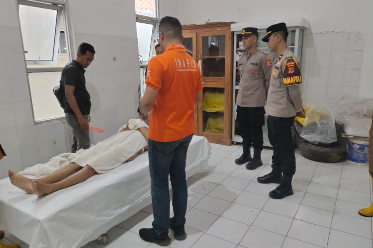 Bapak dan Anak Terbawa Arus Ombak dan Tenggelam di Laut Sukabumi, Taufik Tewas saat dilarikan ke Rumah Sakit