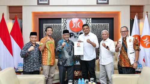 PKS Dinilai Berpotensi Gabung KIM "Plus" pada Pilkada Jakarta, Anies Gagal Berlayar?
