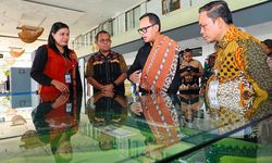 Wamendagri Tinjau PLBN Motaain, Pastikan Layanan Perbatasan Optimal