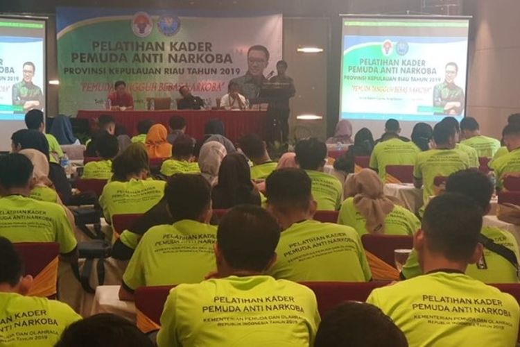 Kementerian Pemuda dan Olahraga (Kemenpora) kembali melanjutkan program pelatihan Kader Inti Pemuda Anti Narkoba (Kipan) kepada 200 perwakilan organisasi kepemudaan se-Kepri di hotel Sahid, Batam.
