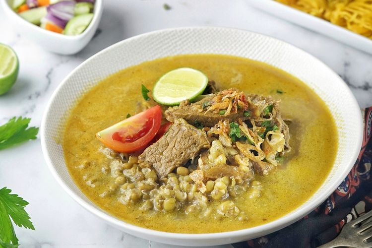 Ilustrasi gulai daging kacang hijau.