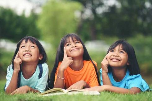5 Cara Mengajari Anak Membaca Tanpa Mengeja