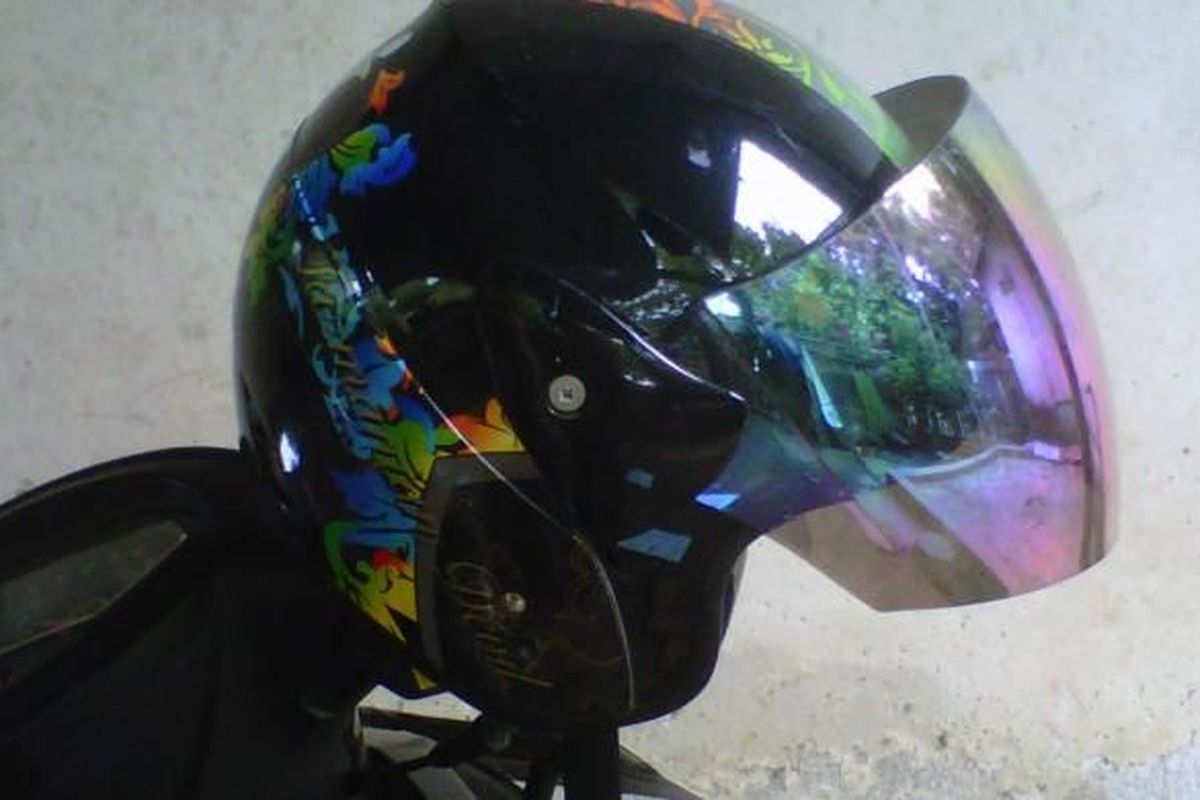 Ilustrasi pencurian sepeda motor.